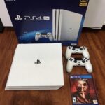 PS4 PRO 1,5TB WHITE EDITION + SPILL OG KONTROLLER