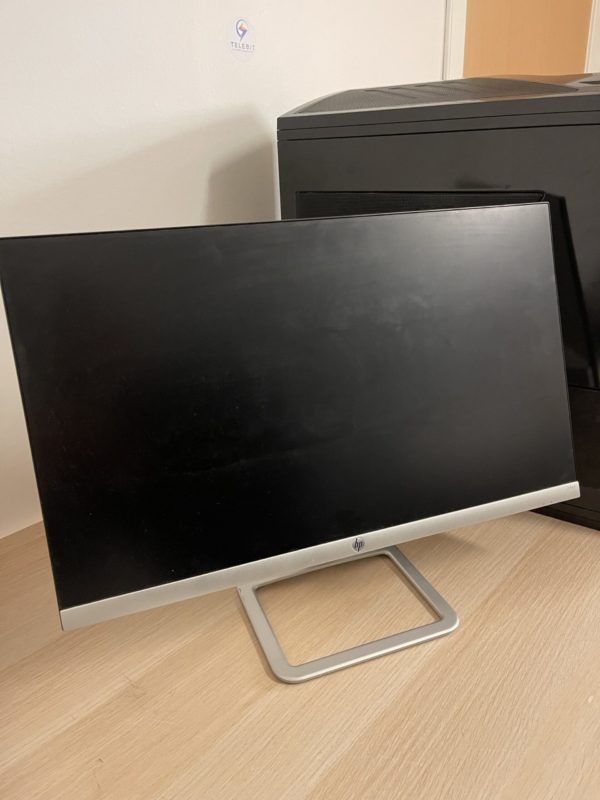 Komplett Gaming PC med skjerm (Mid) - Bilde 3