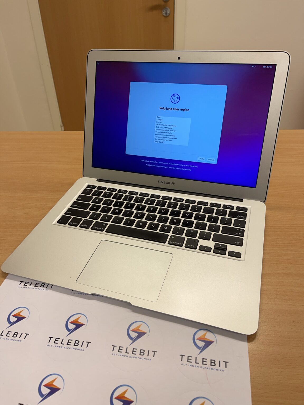 Apple MacBook Air 13" 2017 - (Strøken)