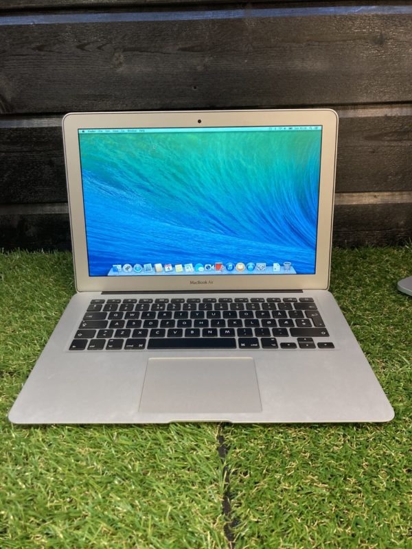 MacBook Air 13	c02ml4abg085