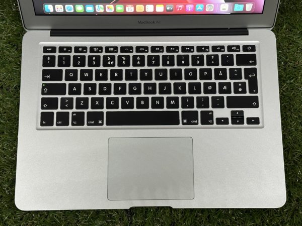 MacBook Air 13 (2019) Som-Ny/2-ÅRS GARANTI - Bilde 4
