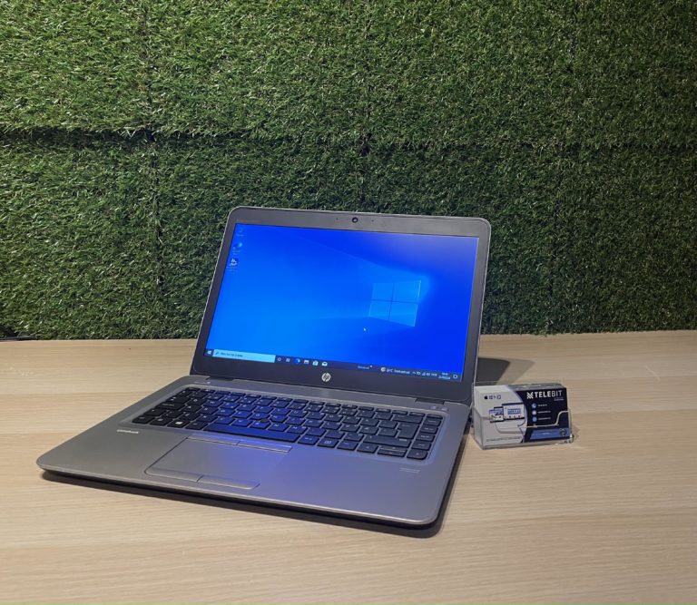 HP Laptop AMD A10/8GB/256GB L37
