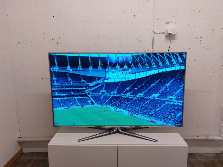Samsung 55 Smart-TV QHD WIFI/YT+ T73