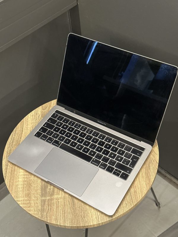 MacBook Pro L16 (2019) Touchbar 500GB L118