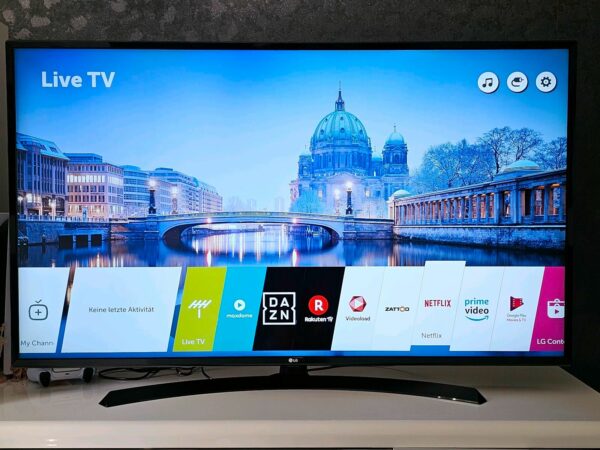 LG 55" 4K HDR - SMART TV -2021 (Med veggfeste) - Bilde 2