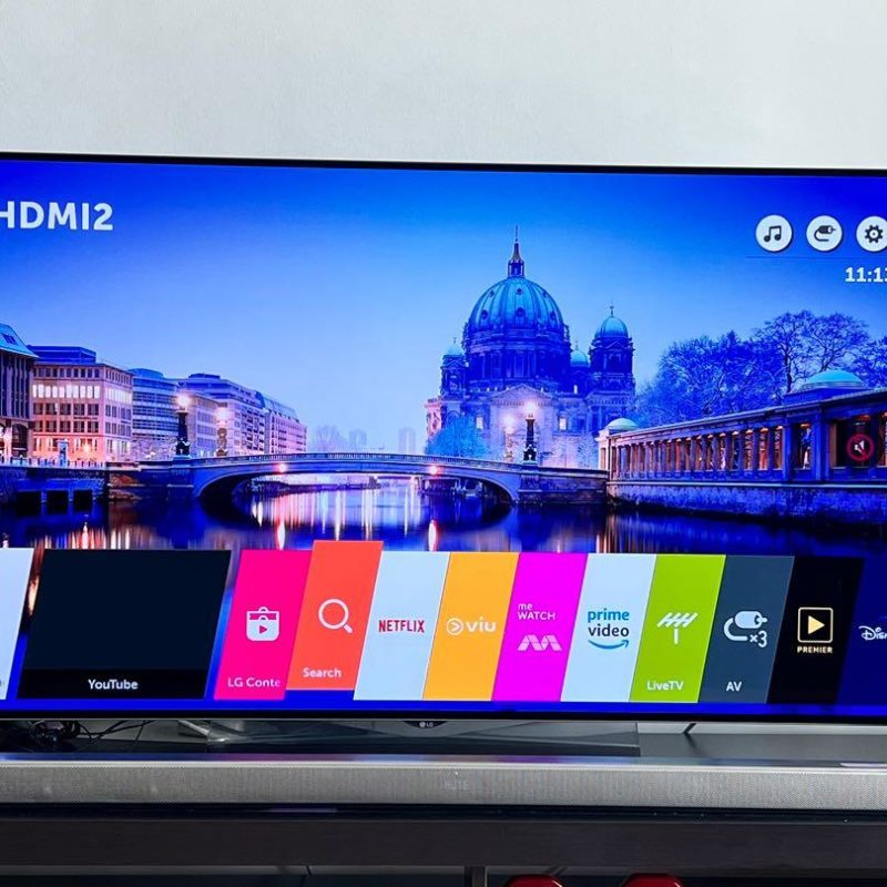 LG 47" FHD Smart-TV 400Hz WiFi Ultra