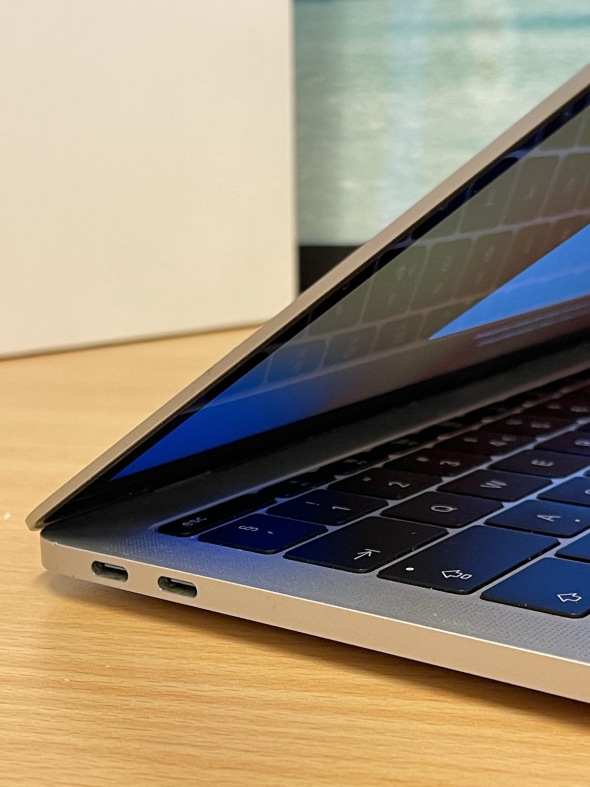 MacBook Pro 13 (2020) - Bilde 6